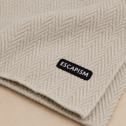 STRUCTURED STITCH SCARF ESCAPISM