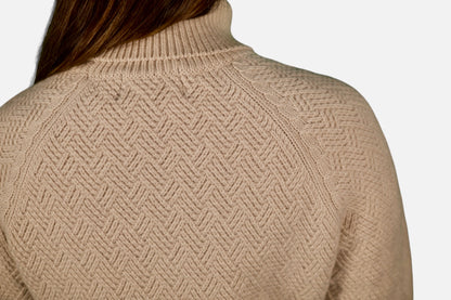 TURTLENECK STRUTURED SLEEVE RAGLAN ESCAPISM