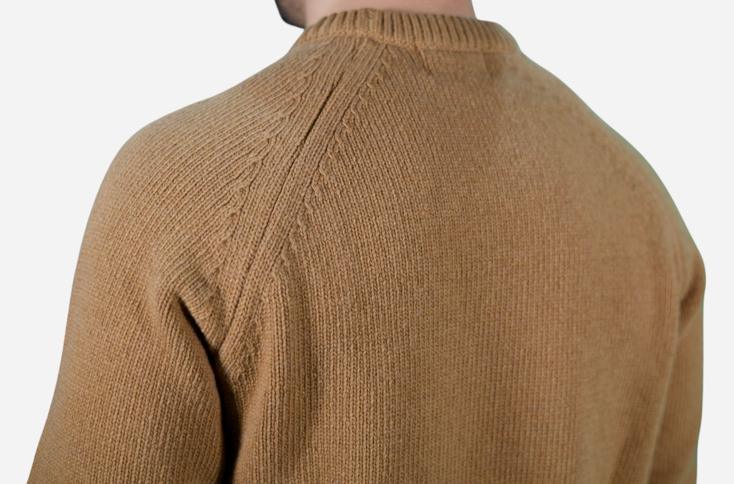 CREWNECK SLEEVE RAGLAN ESCAPISM