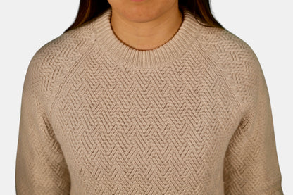 CREWNECK STRUTURED SLEEVE RAGLAN ESCAPISM