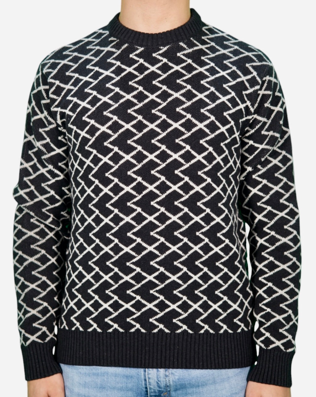 HEART ESCAPISM CREWNECK