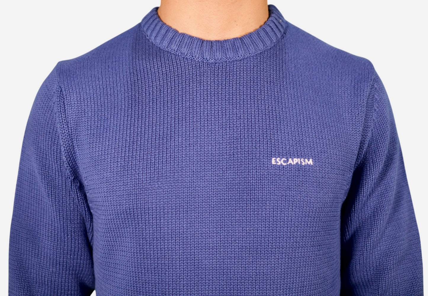 EMBROIDERED ESCAPISM CREWNECK